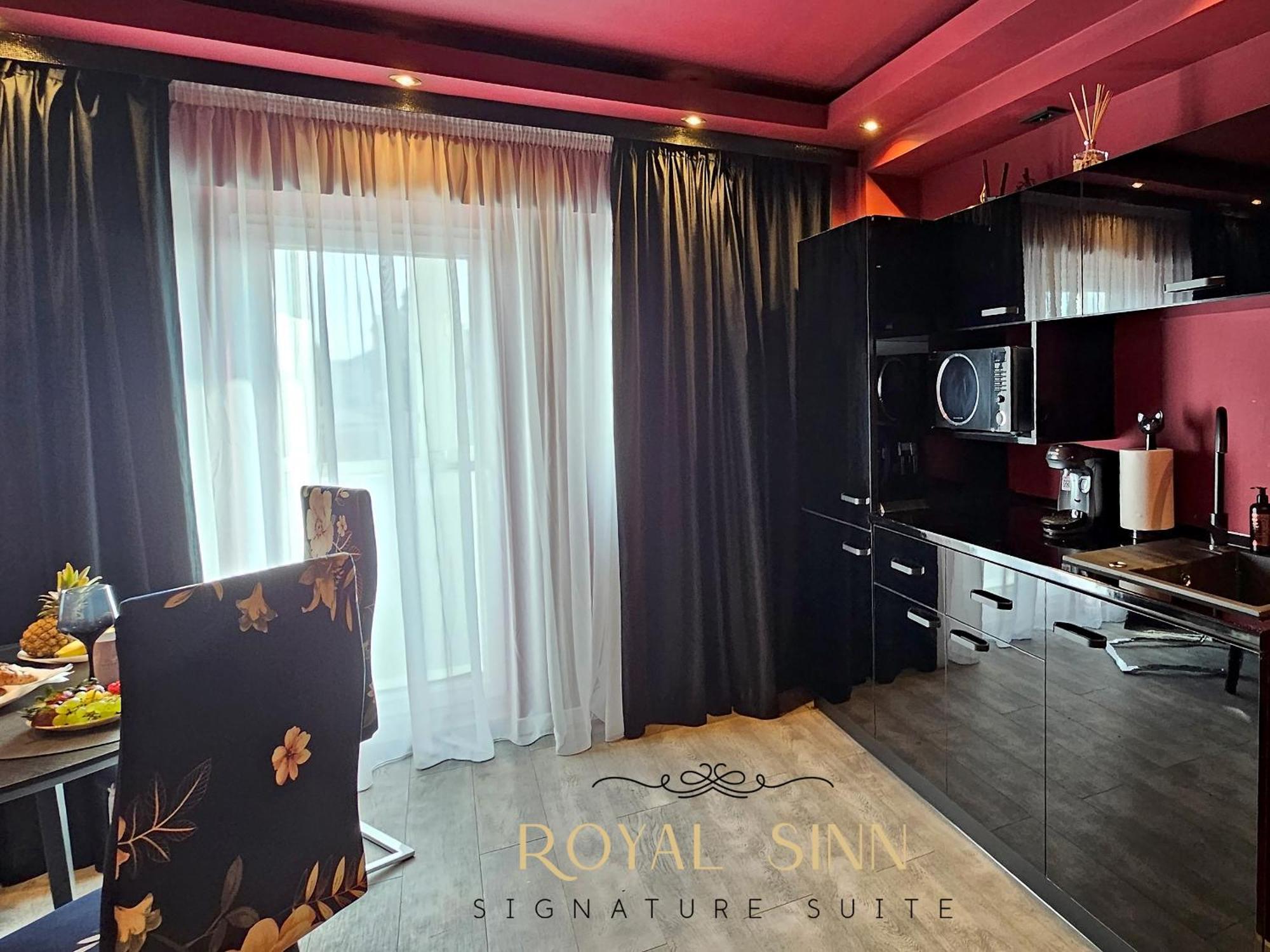 Royal Sinn Signature Suite Bukarest Exteriör bild