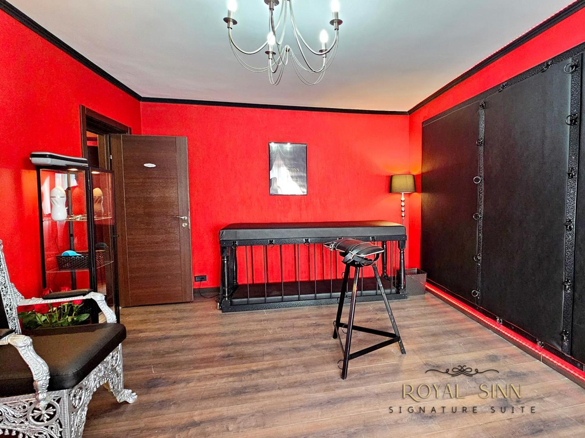 Royal Sinn Signature Suite Bukarest Exteriör bild